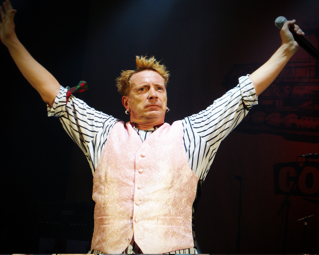 จอห์น ลีดอน นักร้องนำ Sex Pistols